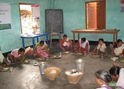 A community lunch during the program