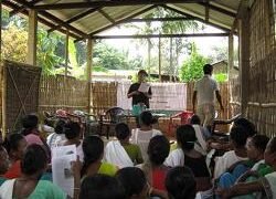 Mr. D Sinha educating participants on the low cost drip irrigation technology techniques & its benefits